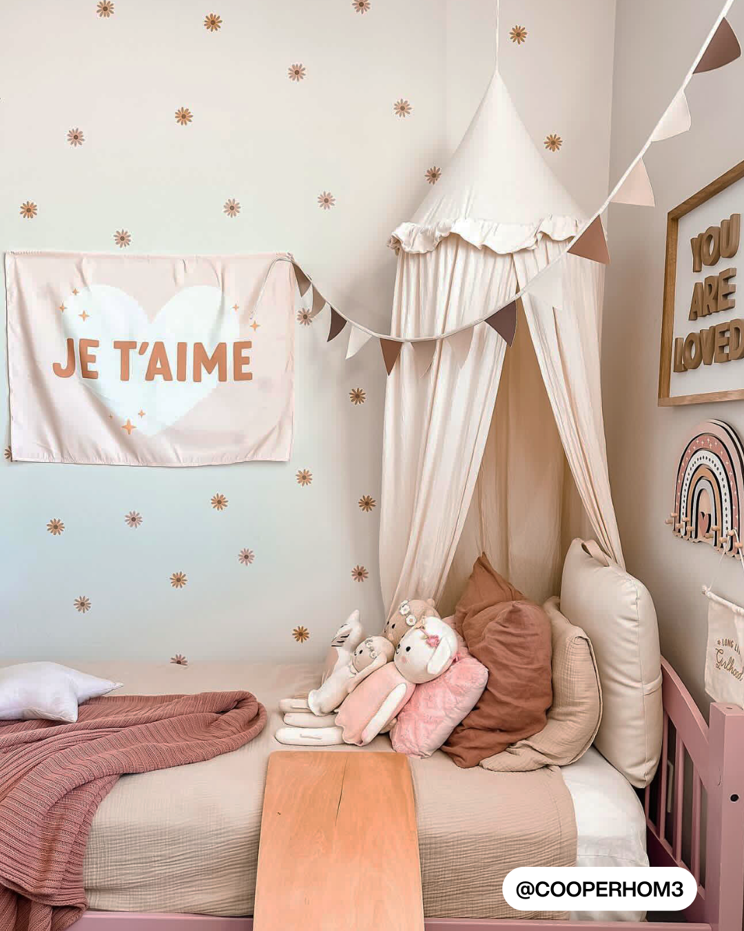 Je T'Aime Banner (Neutral)