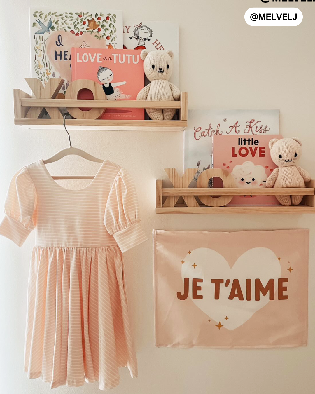 Je T'Aime Banner (Neutral)