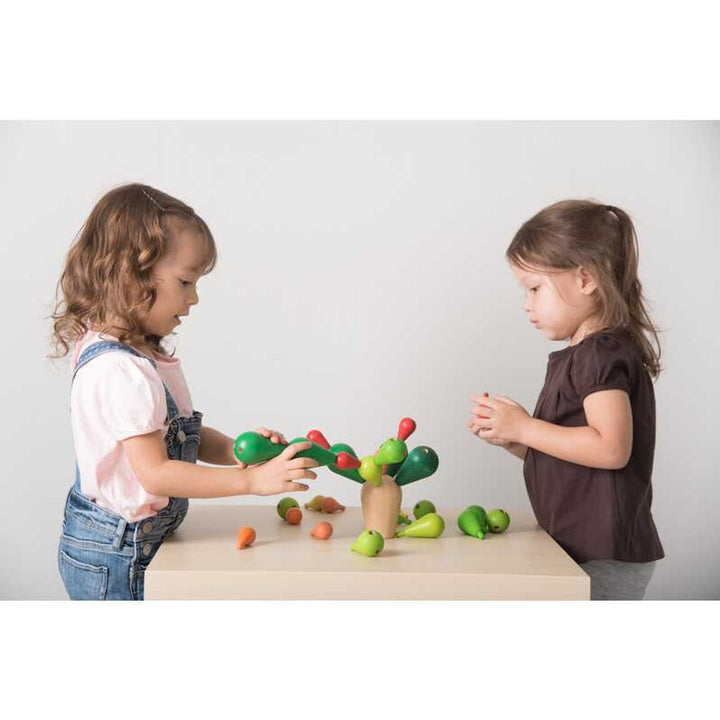 Balancing Cactus by PlanToys