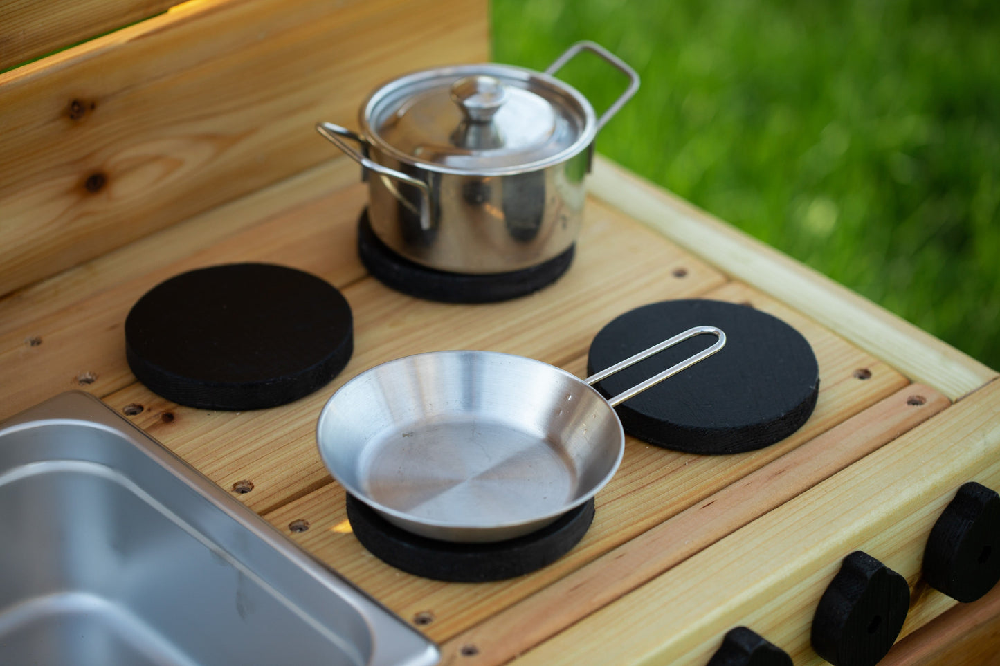 Mud Kitchen with Oven and Working Sink