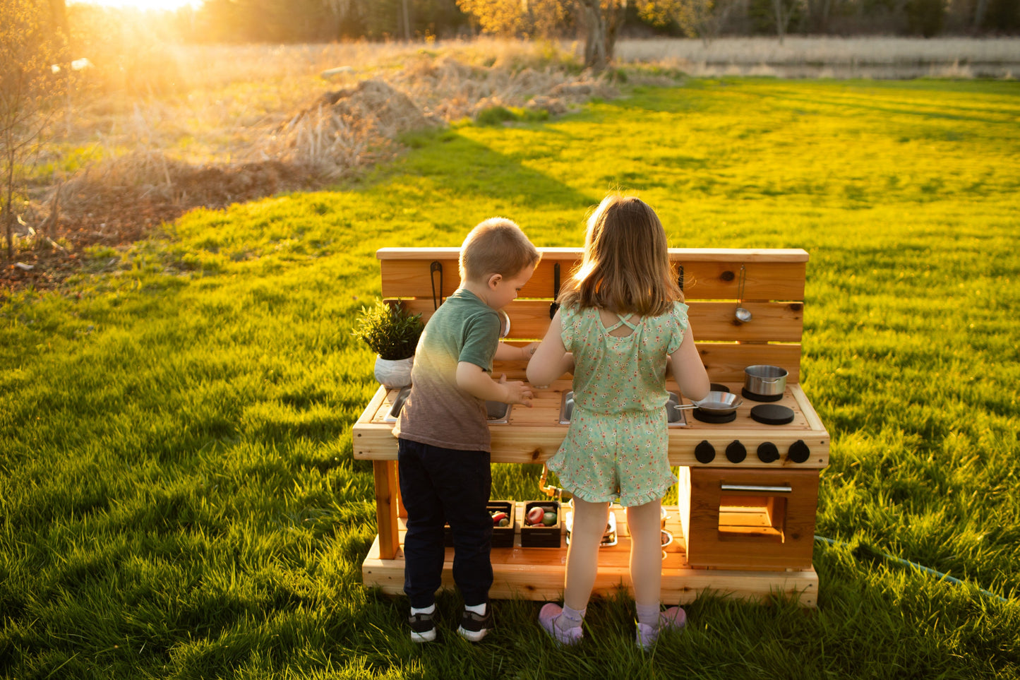 Mud Kitchen with Oven and Working Sink