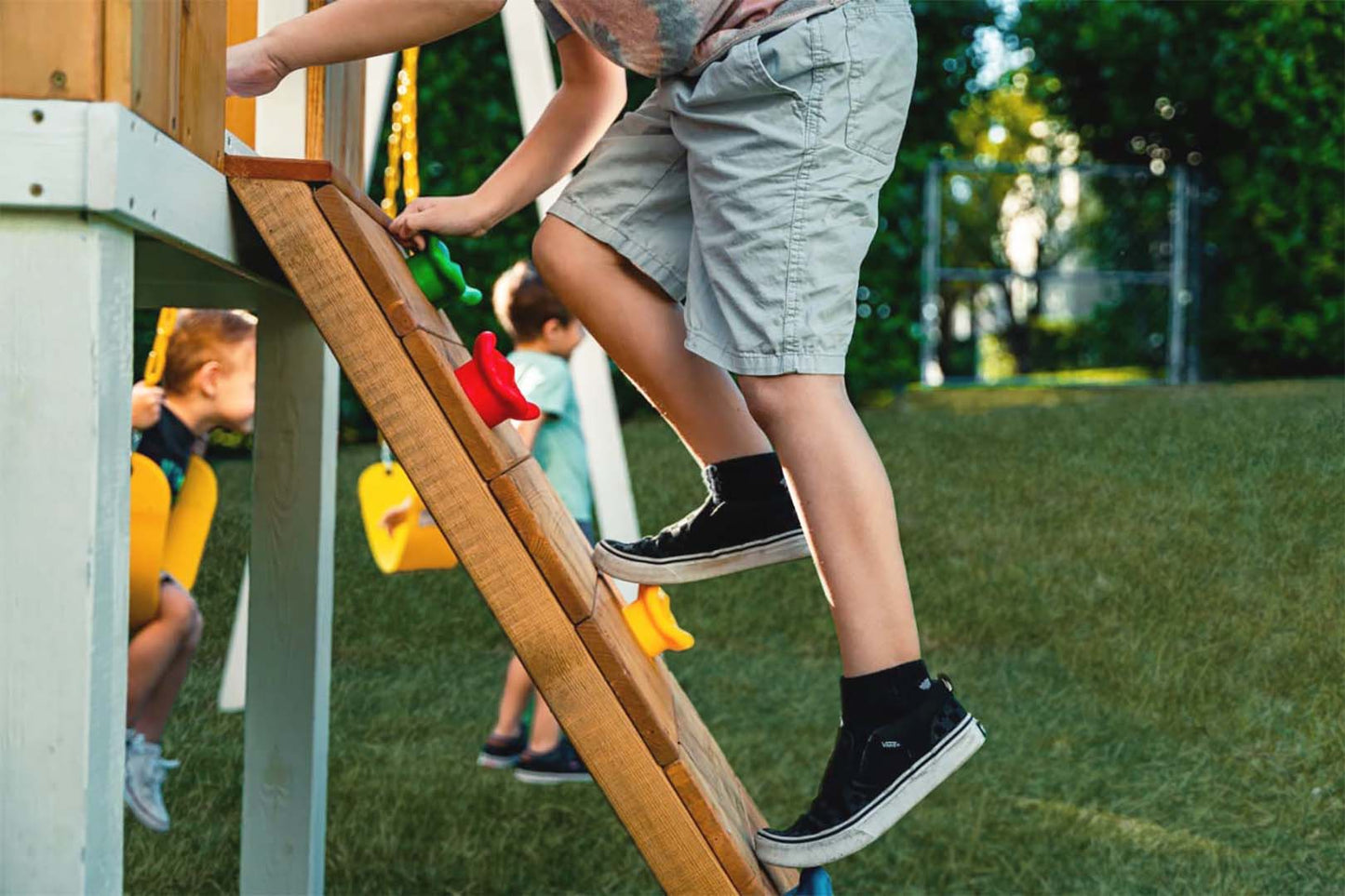 Forest - Modern Backyard Outdoor Swing Set 2 Swings And Trapeze Bar by Avenlur