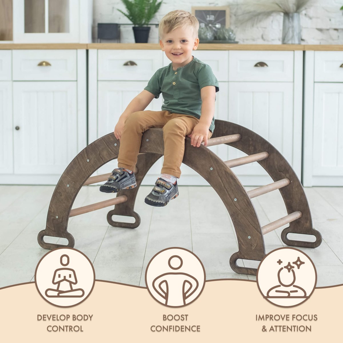 Arche d'escalade et balance à bascule - Grimpeurs Montessori pour enfants 1-7 ans – Chocolat