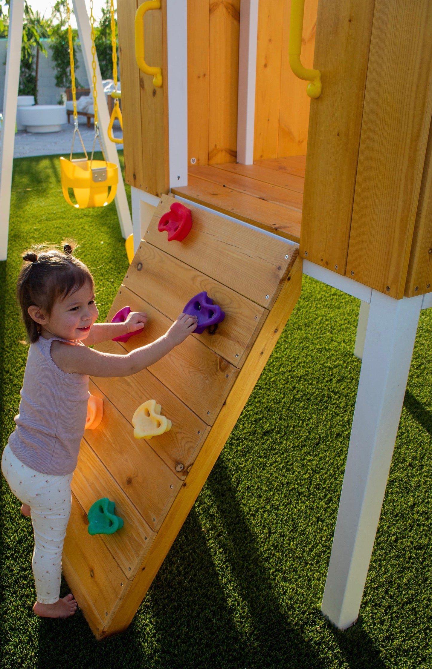Forest - Modern Backyard Outdoor Swing Set 2 Swings And Trapeze Bar by Avenlur
