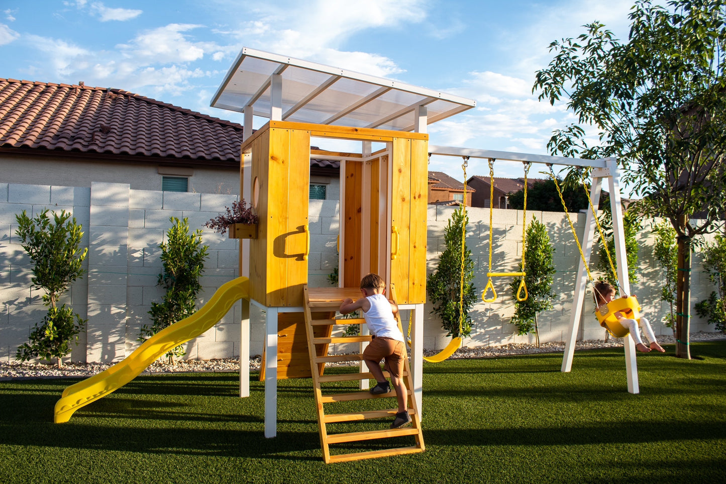 Forest - Modern Backyard Outdoor Swing Set 2 Swings And Trapeze Bar by Avenlur
