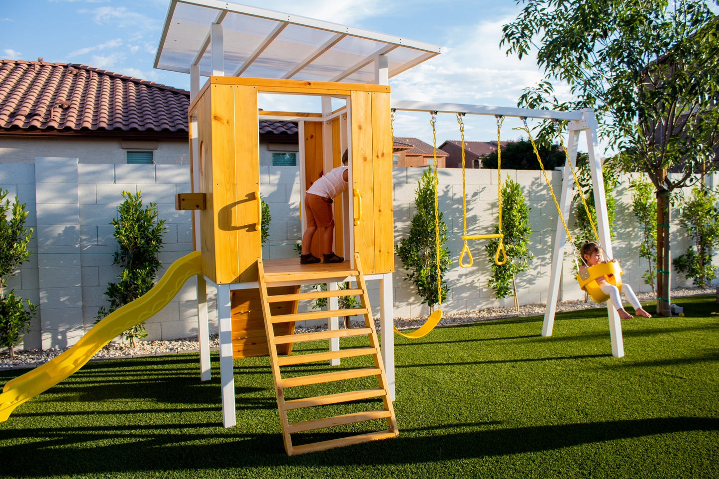 Forest - Modern Backyard Outdoor Swing Set 2 Swings And Trapeze Bar by Avenlur