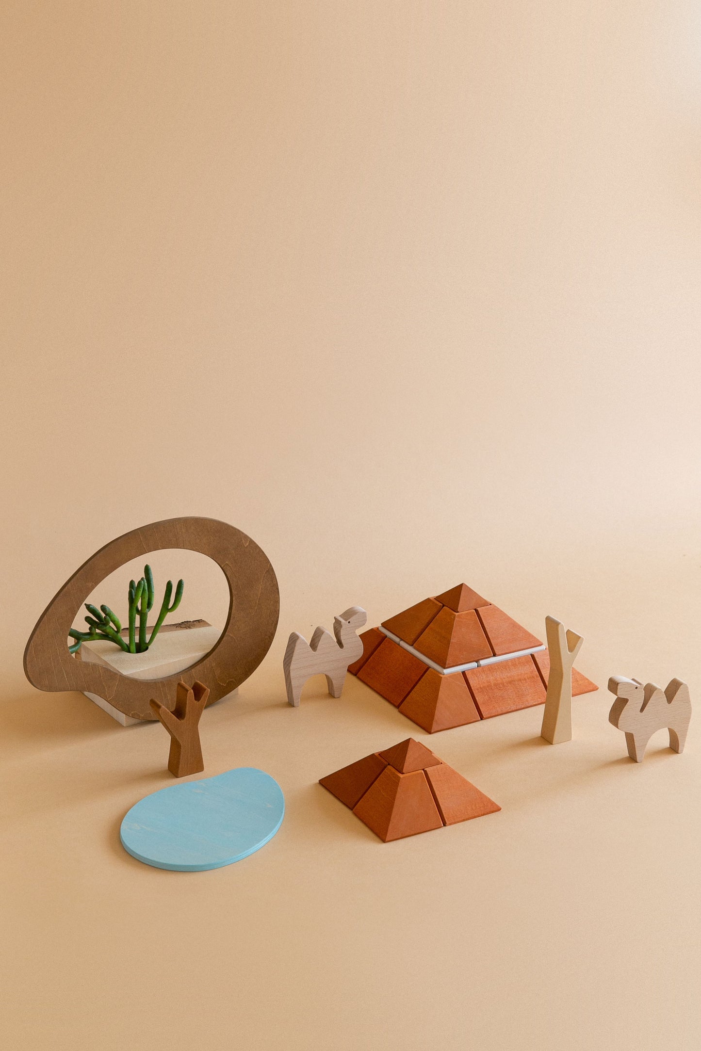 Ensemble de blocs pyramidaux par Avdar