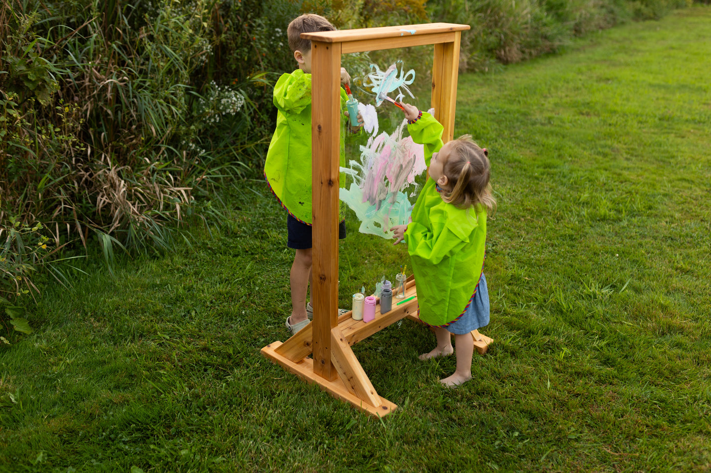 Plexiglass Clear Outdoor Easel