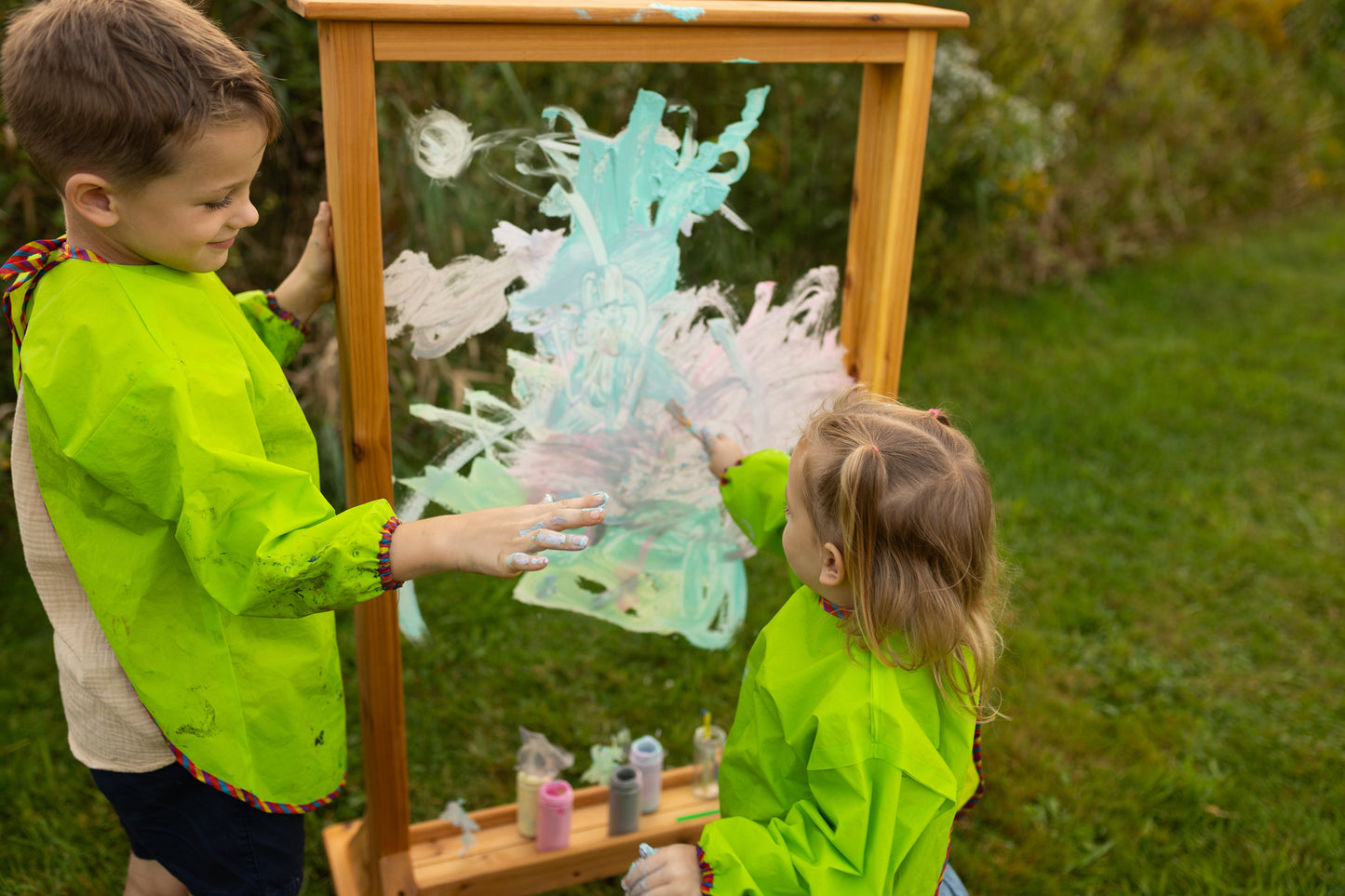 Plexiglass Clear Outdoor Easel