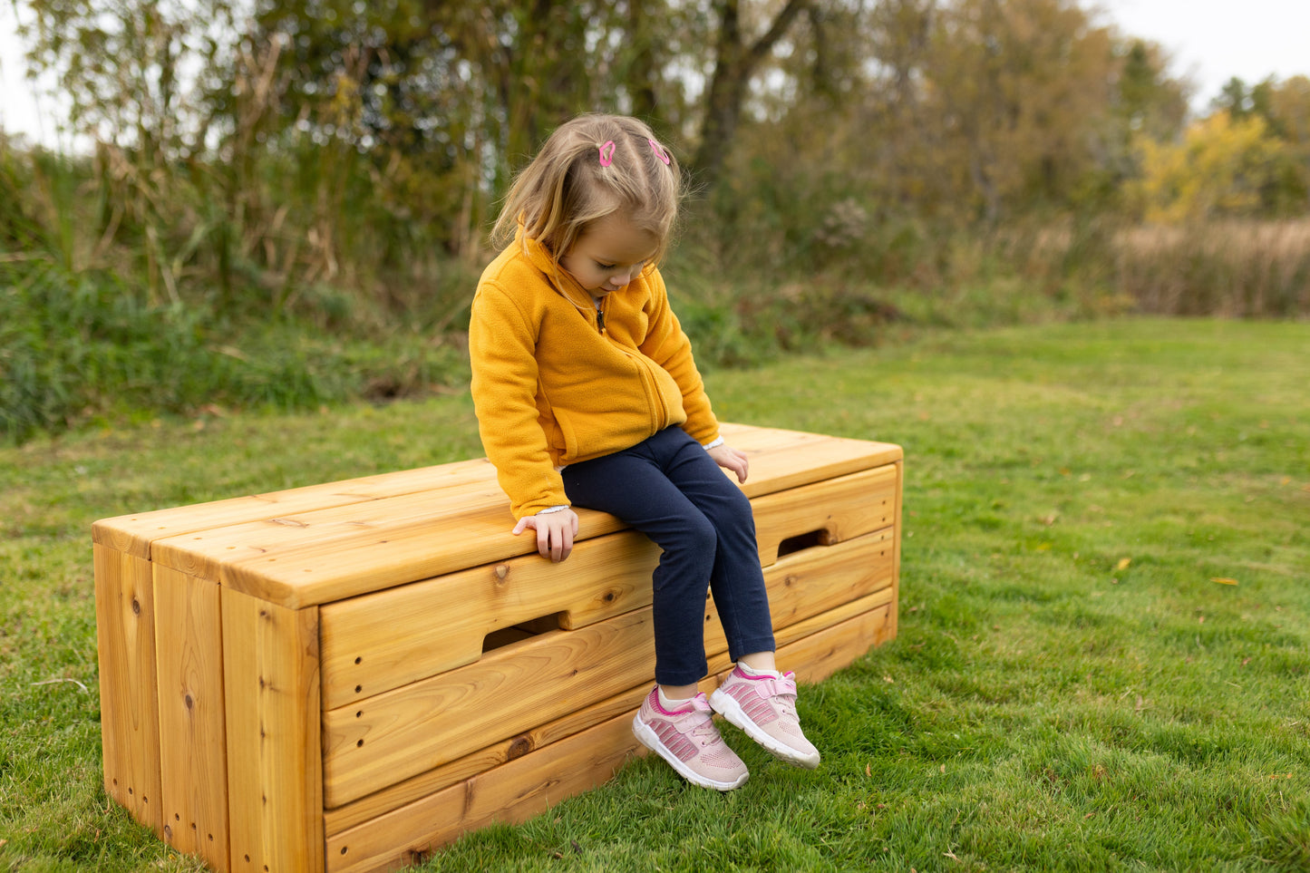 Bench with Storage Drawers