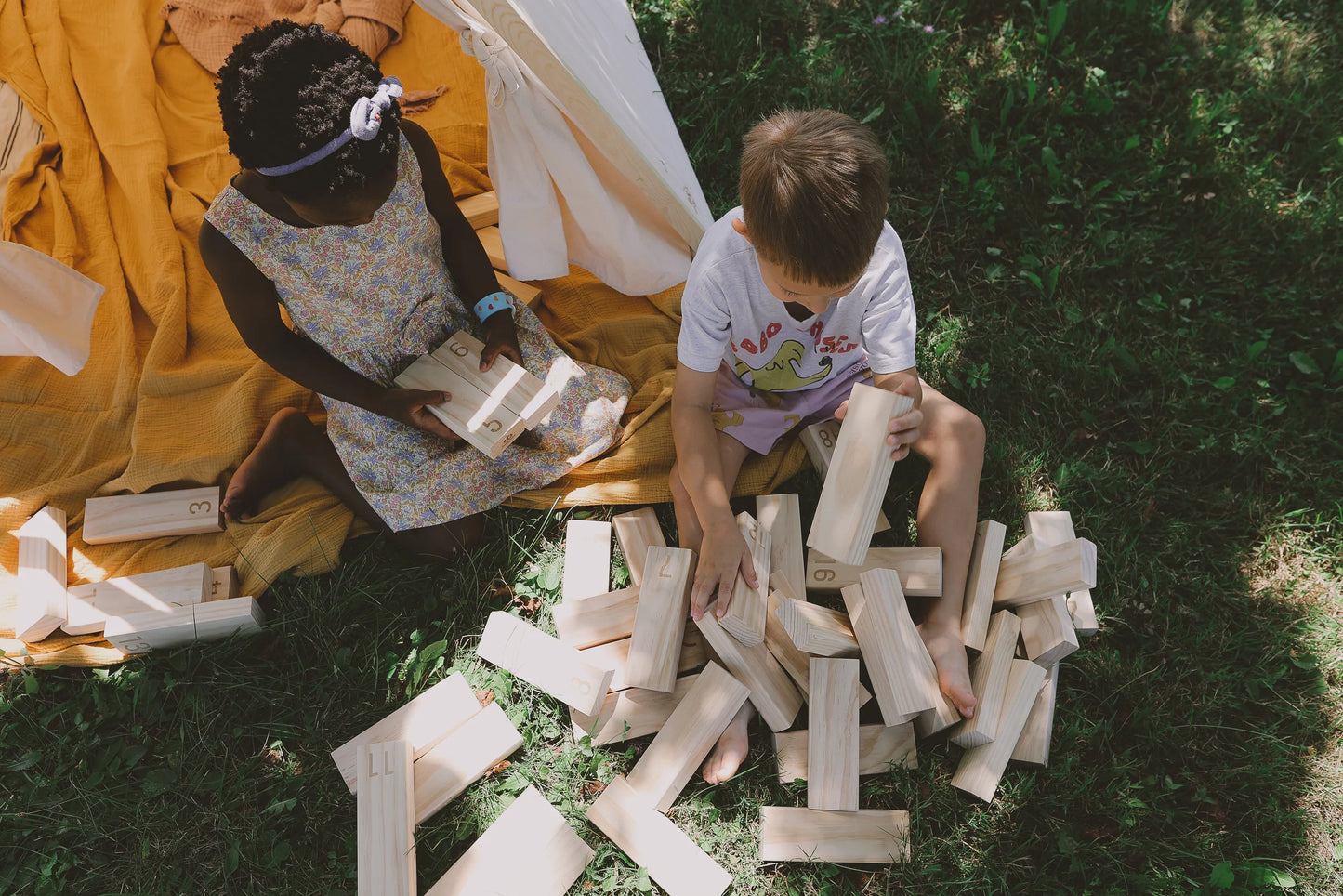 Kinderfeets Giant Stackers Game