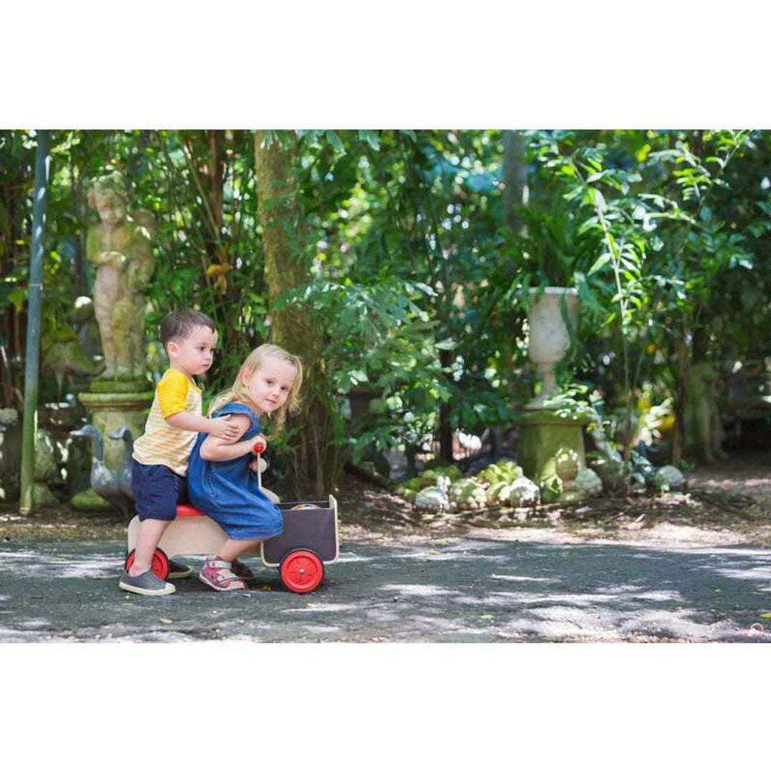 PlanToys Delivery Bike ride-on