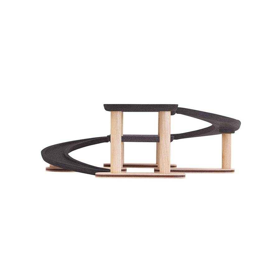 PlanToys Race N Play Parking Garge
