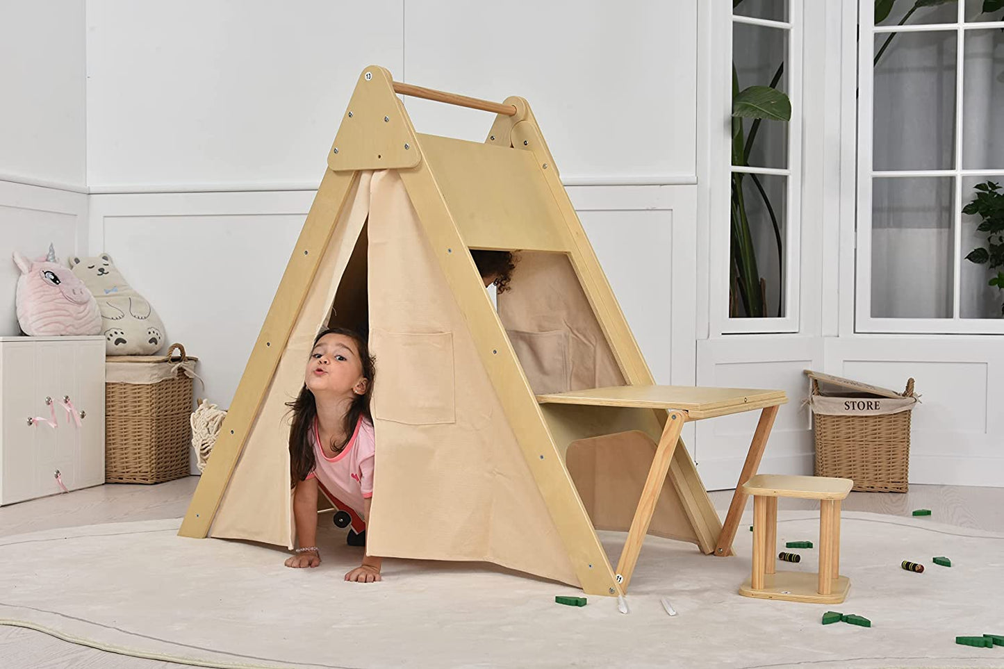 Chêne – Tente d'apprentissage et d'escalade en bois avec bureau et chaise par Avenlur