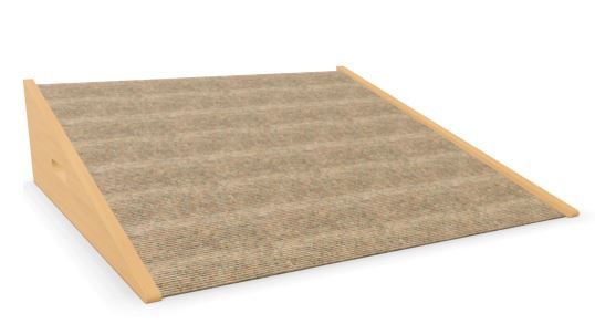 Rampe plate-forme carrée basse HABA Pro avec tapis 8¾"H 1846120