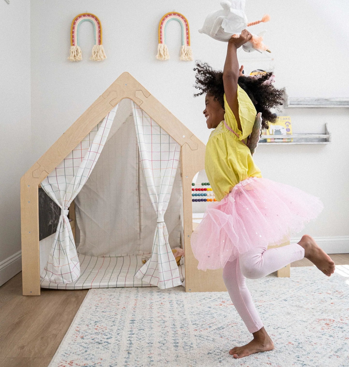 Flair - Playhouse & Sensory Desk - by Avenlur