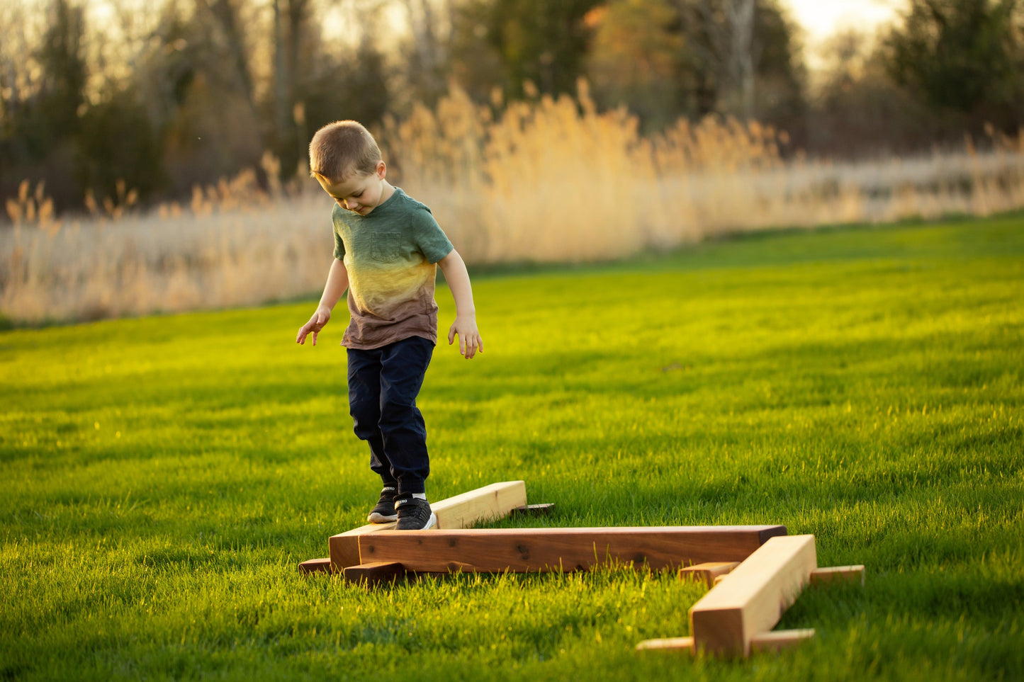 Outdoor Balance Beams and Stepping Stones