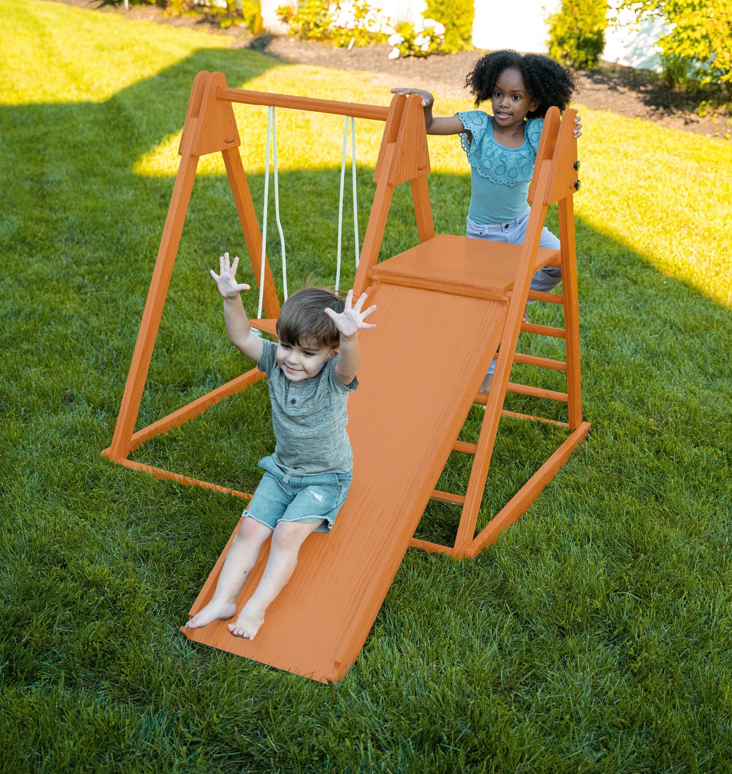 Juniper - Real Wood Folding Playset by Avenlur