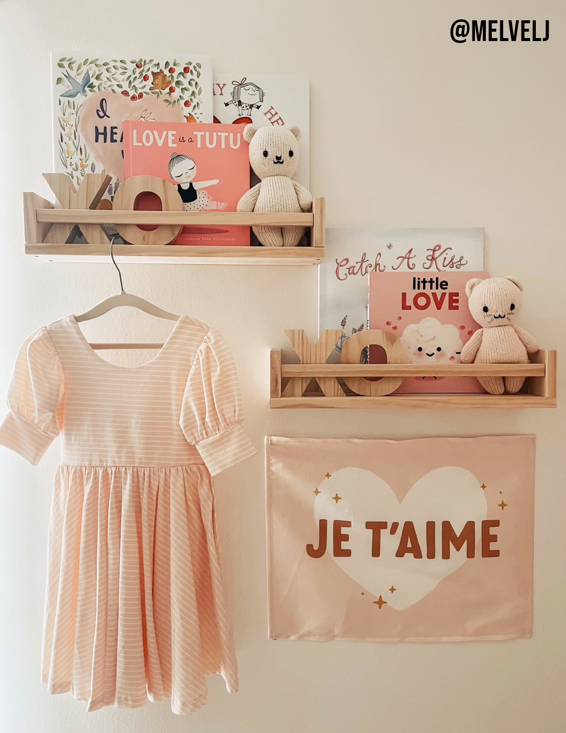 Je T'Aime Banner (Neutral)