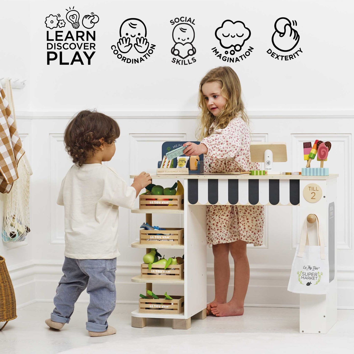 Supermarket Till Checkout & Accessories - Roleplay Collection by Le Toy Van