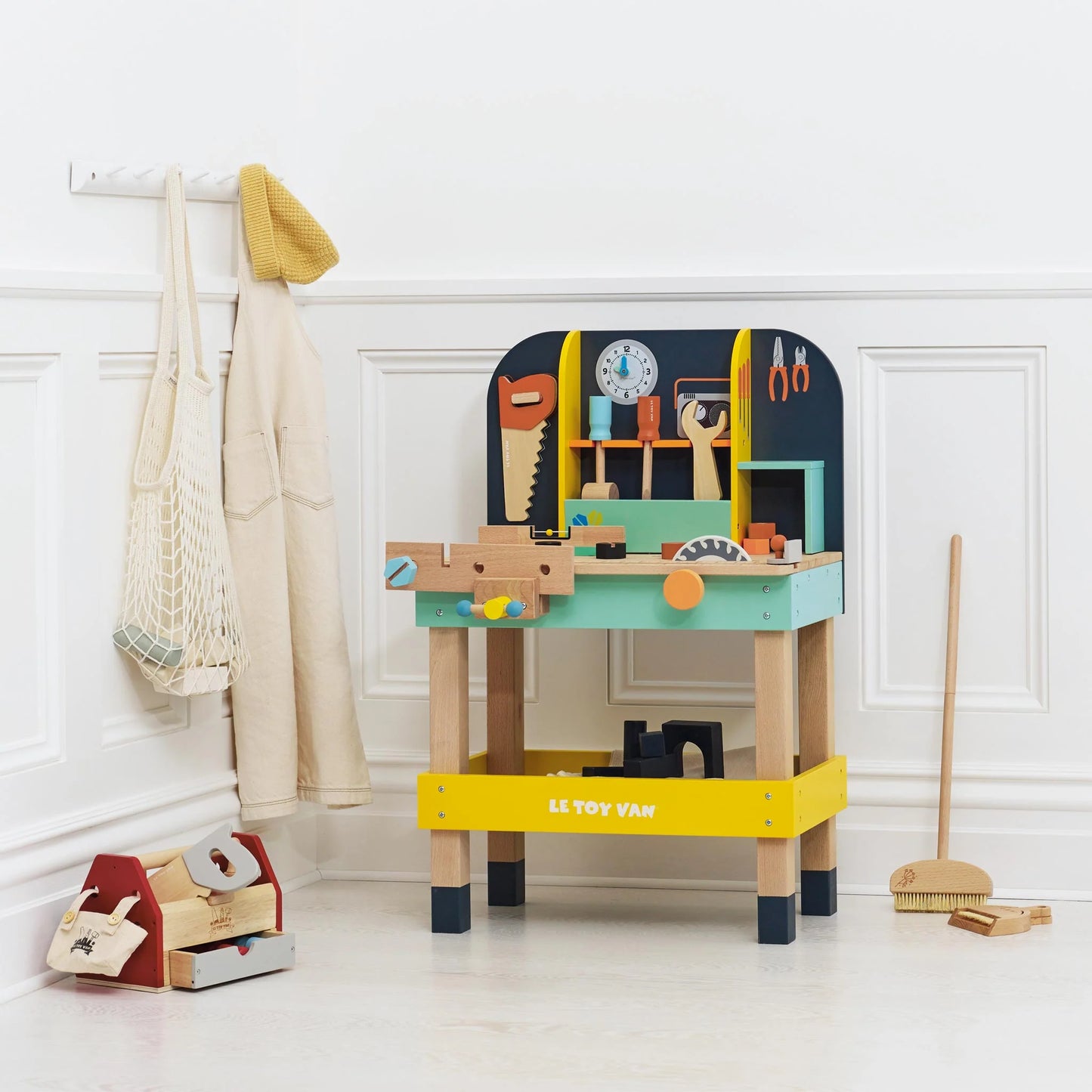 Alex's Toy Work Bench - Roleplay Collection by Le Toy Van