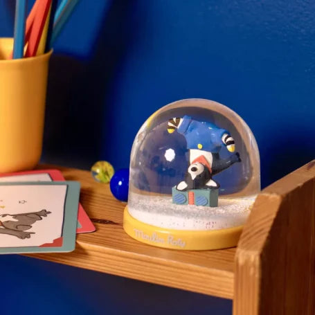 (NO BOX) Puce and Pilou Musical Snow Globe – Moulin Roty