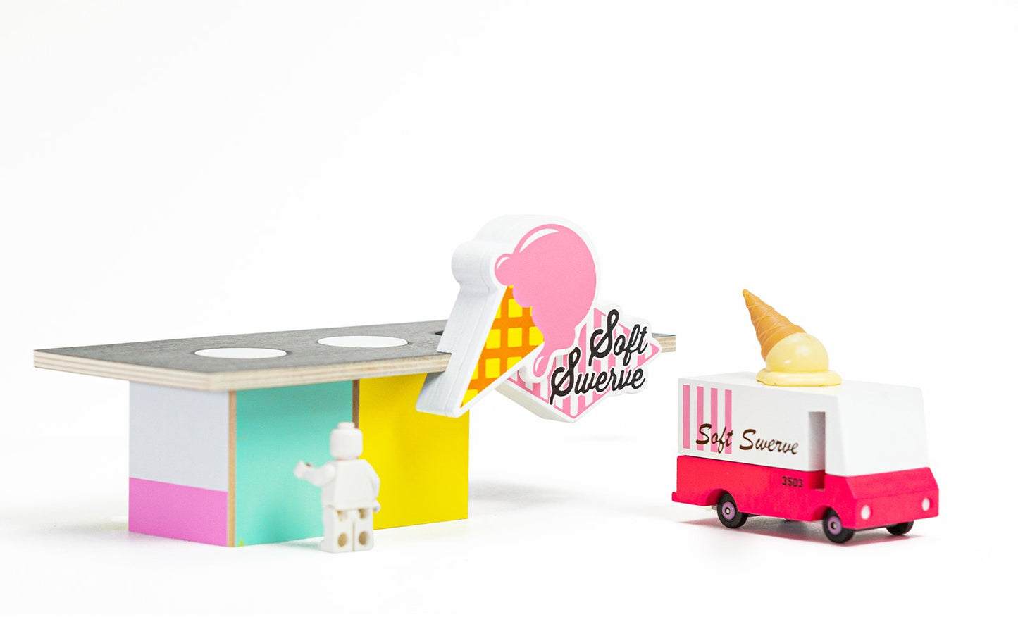 Candylab Ice Cream Shack - Cabanes alimentaires vintage et modernes en bord de route