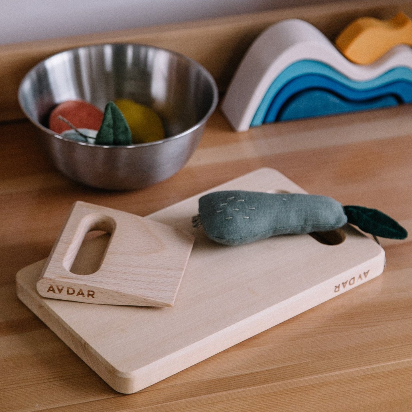 Planche à découper en bois Montessori Avdar 