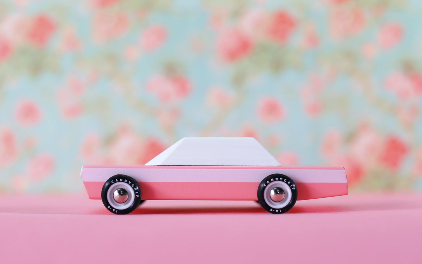 Candylab Toys Americana Cruiser Rose – Voiture jouet vintage moderne