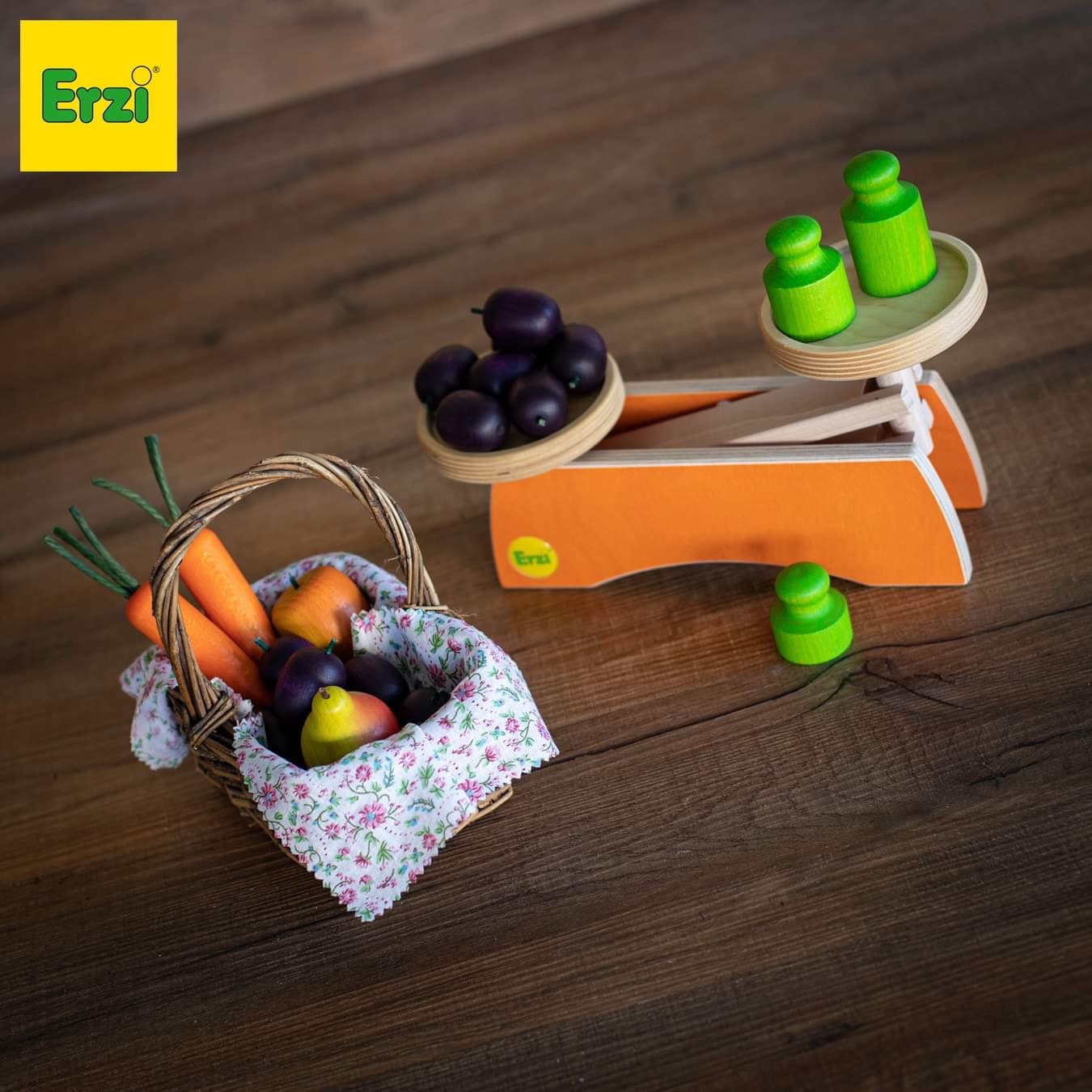 Erzi Scale - Play Food Made in Germany - Wood Wood Toys Canada's Favourite Montessori Toy Store