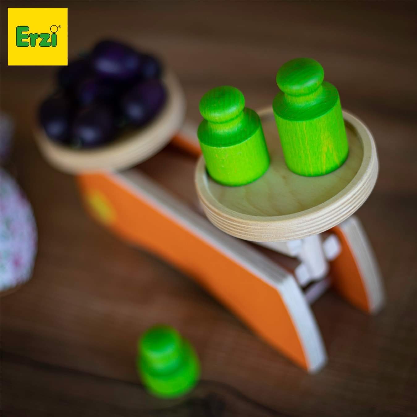 Erzi Scale - Play Food Made in Germany - Wood Wood Toys Canada's Favourite Montessori Toy Store