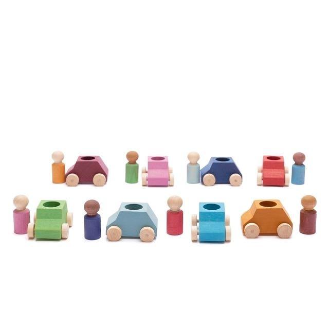 Lubulona Pack of 8 Cars with 8 Figures