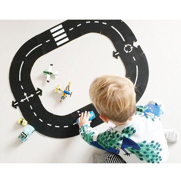 Waytoplay Flexible Roads - Ringroad Set (12 pieces) - Wood Wood Toys Canada's Favourite Montessori Toy Store